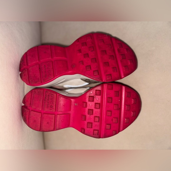 Gucci WOMEN'S RHYTON SNEAKER - Picture 2 of 6